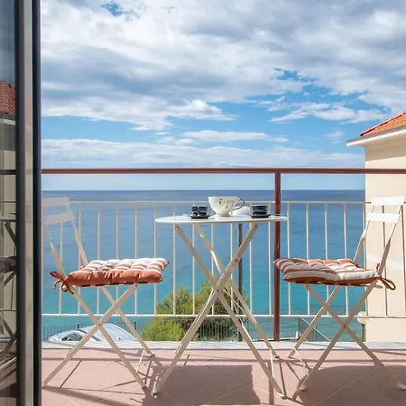 Appartement Terrace With Sea View In With Wifi And Ac Borgio Verezzi