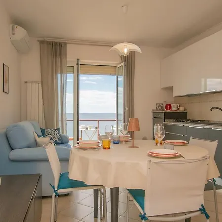 Terrace With Sea View In With Wifi And Ac *